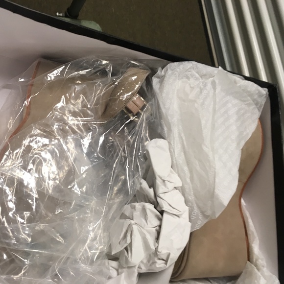 sale! NEW Dolce Vita Liza Desert Sand Color Wedge Slingback - Picture 10 of 13